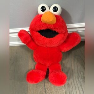 Large talking Elmo excellent condition retail $98